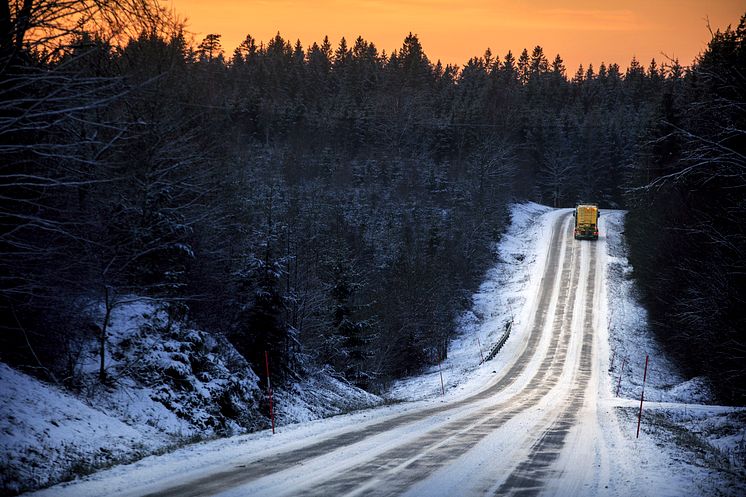 Svevia utför vintervägunderhåll - foto - Mattias Johansson.jpg