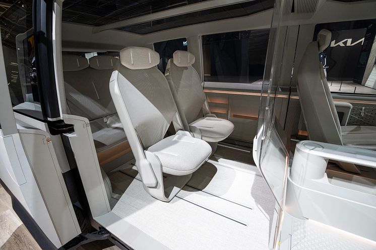 kia-pbv-pv5-iaa-24-interior-highres003.jpg