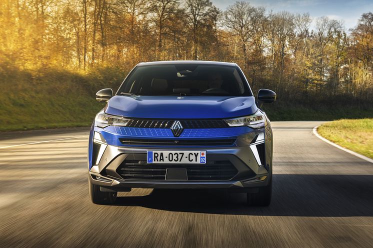 New Renault Captur E-Tech Hybrid - Esprit Alpine version_013