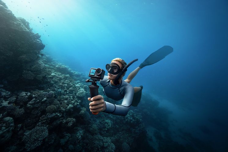 Osmo Action 5 Pro_Outdoor KV_Diving_1.jpg