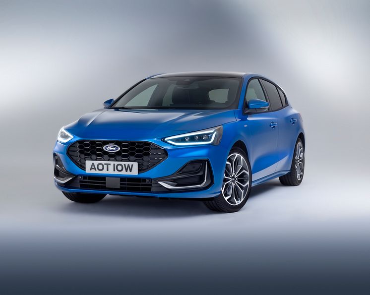 2021_FORD_FOCUS_ST-LINE_01