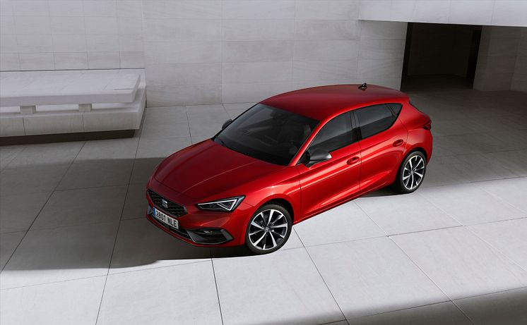 SEAT-launches-the-all-new-SEAT-Leon_01_HQ