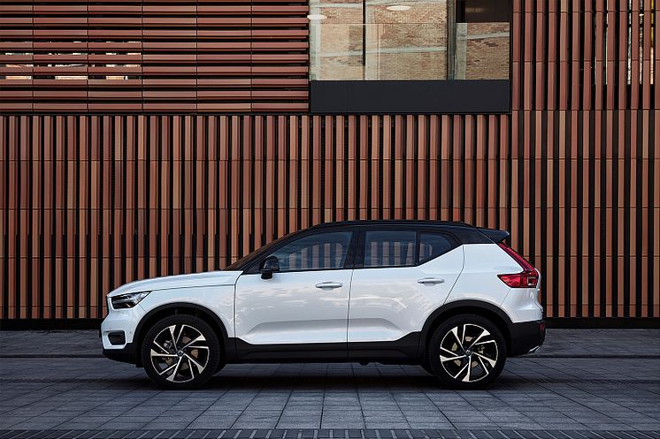 Årets Bil 2018 XC40 profil