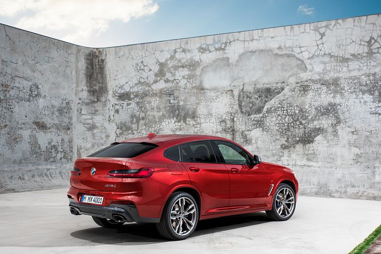 HELT NYA BMW X4