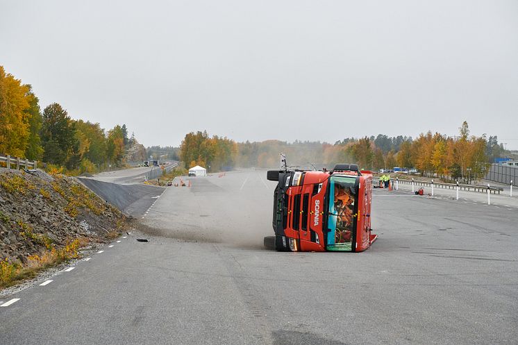 Scania Überschlagtest