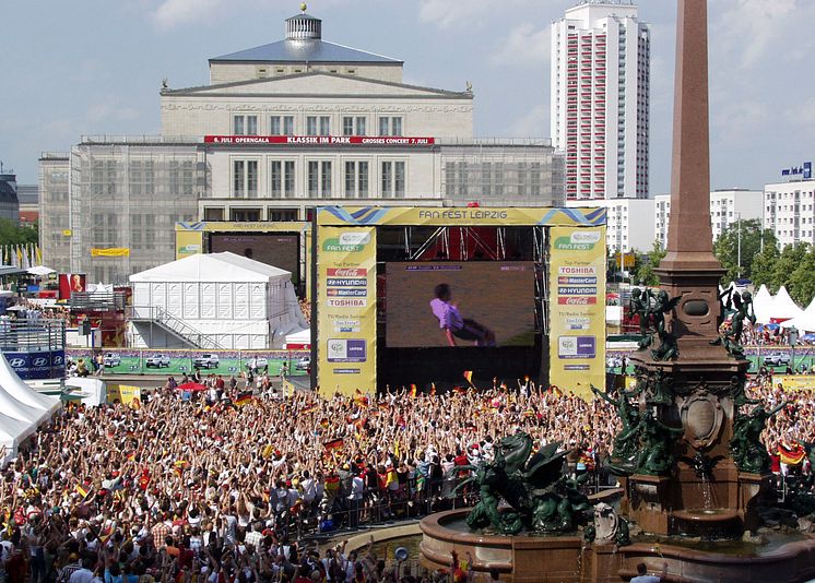 Public Viewing in Leipzig während der Fußball-WM 2006