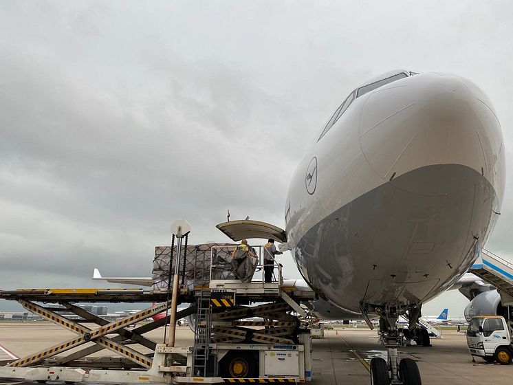 Lufthansa "Preighter" in Shenzhen