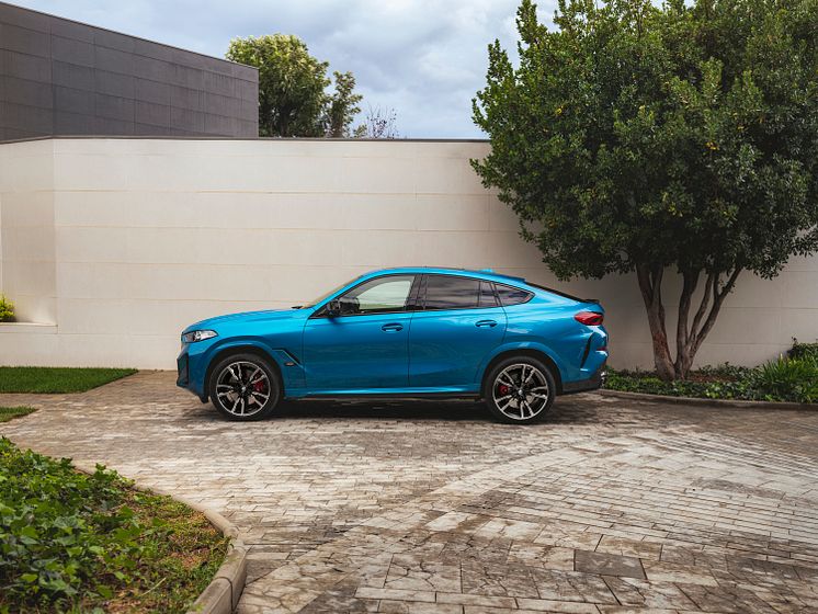 BMW X6 M60i xDrive