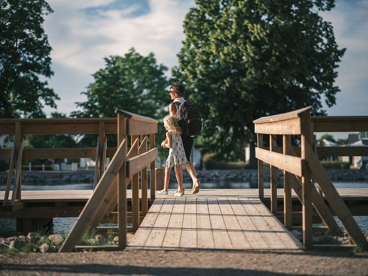 Brygghäng utmed Göta kanal