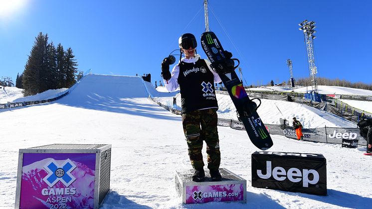 220122-press2-xgames-sven-brons-slopestyle-Eric-Lars-Bakke-ESPN-Images.jpg