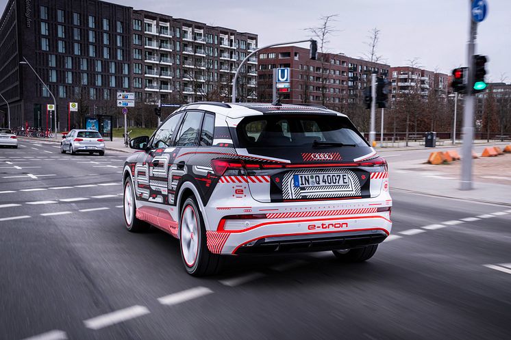 Audi Q4 e-tron (camouflage)