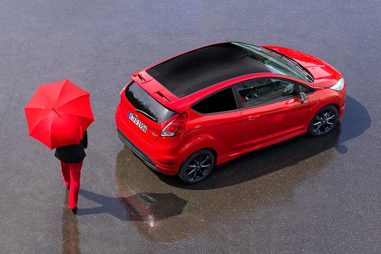 FORD FIESTA RED EDITION - 3