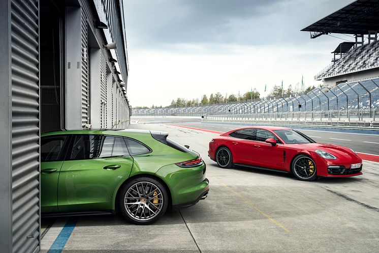 Panamera GTS and Panamera GTS Sport Turismo