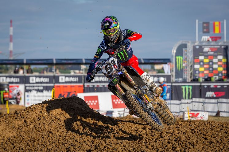 2021101802_001xx_MXGP_Rd13_シーワー選手_4000