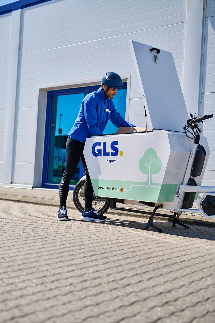 GLS Express Elcykel Levering Chauffør