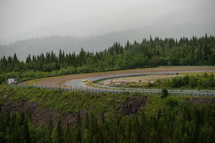 Verdens smukkeste rute – den norske kyststrækning i Ford GT