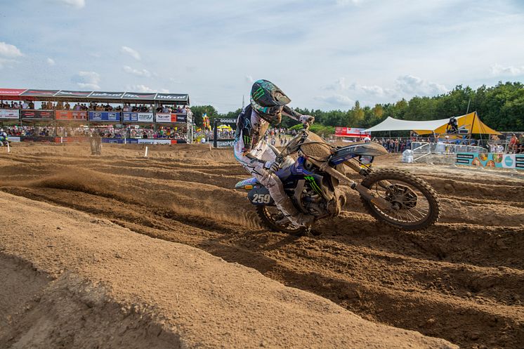 2022072501_003xx_MXGP_Rd14_コルデンホフ選手_4000