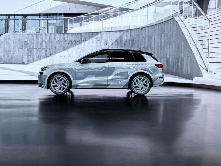 Audi Q6 e-tron prototype (camouflage)