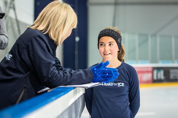 HOLIDAY ON ICE ACADEMY Sommercamp Hamburg Carolina Raabe