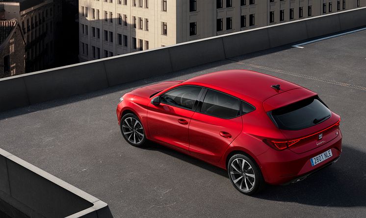 SEAT-launches-the-all-new-SEAT-Leon_04_HQ