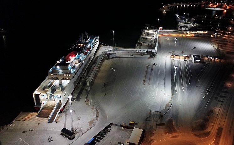 Gotlands hamnar  miljösatsar med Titan mastbelysning i Visby hamn