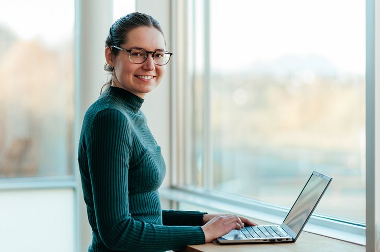 Julia Wagner, kundeanalytiker i Ishavskraft, foto Marie Charlotte Baird Ishavskraft