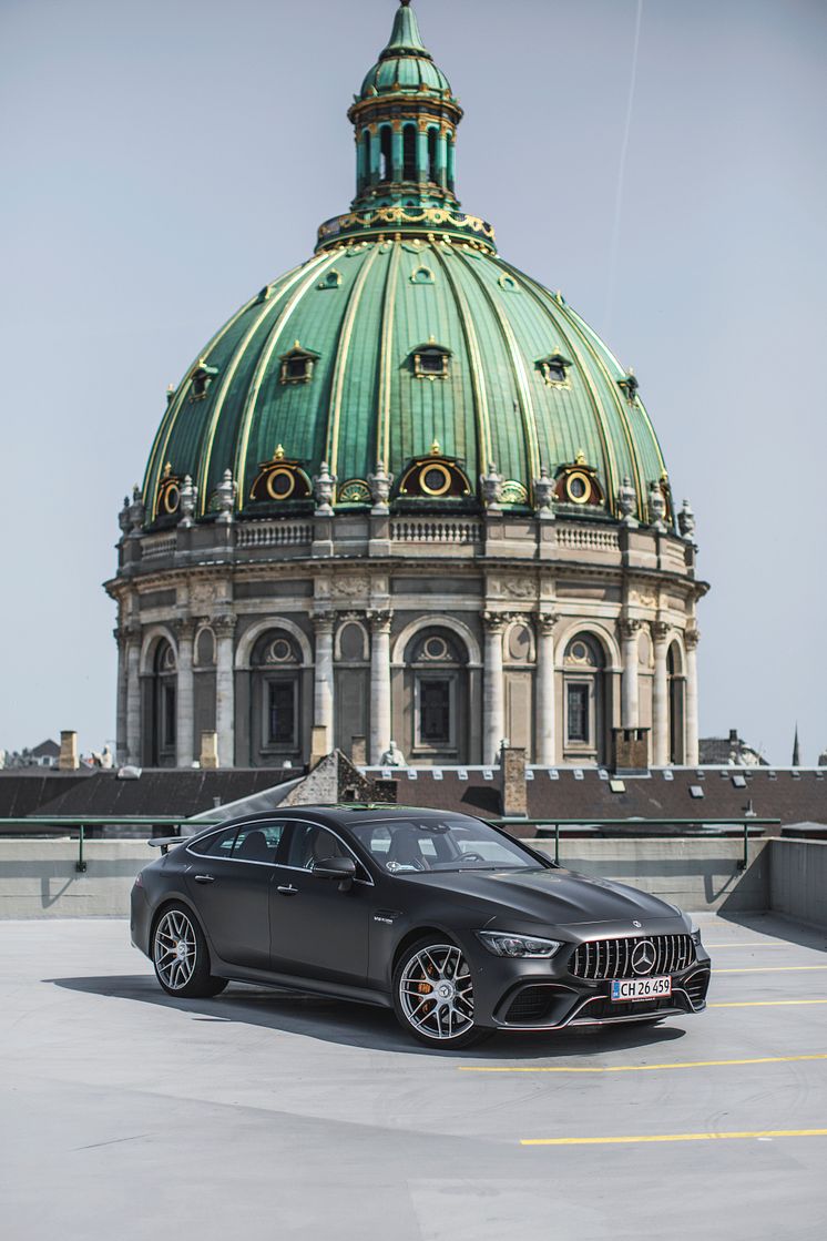 Mercedes-AMG GT 63 s