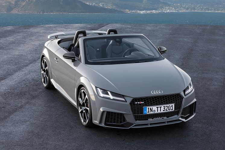 Audi TT RS Roadster