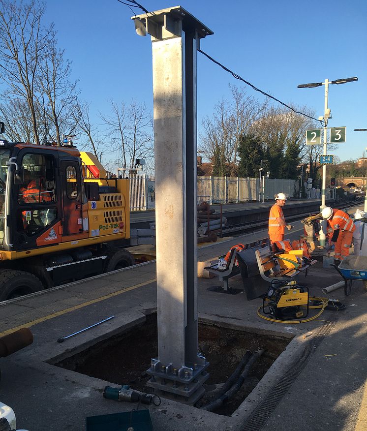 Tulse Hill's new canopy under construction