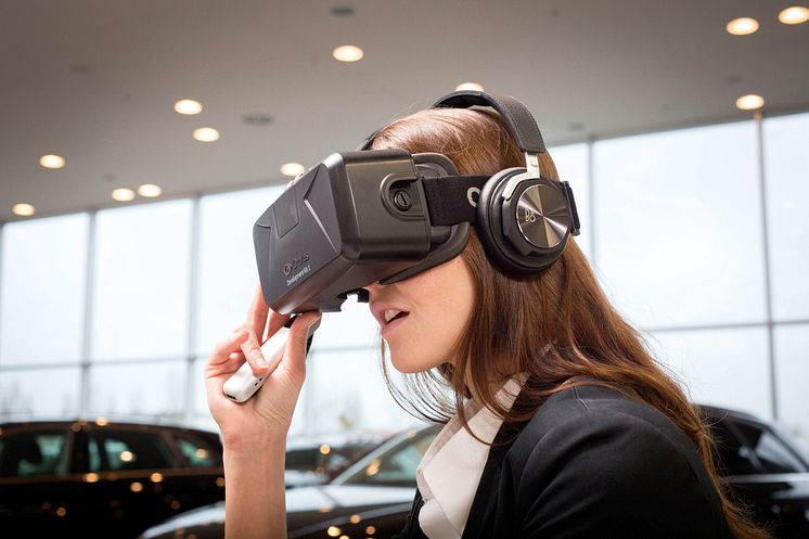 Virtual reality experience device in use