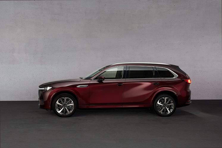 MAZDA_CX-80_EXT_01.jpg