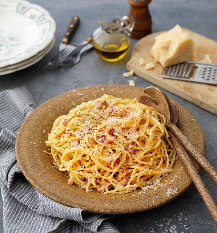 Pasta-Carbonara-scaled