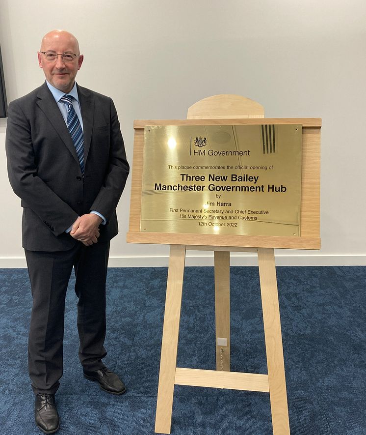 Jim Harra with Manchester Regional Centre plaque