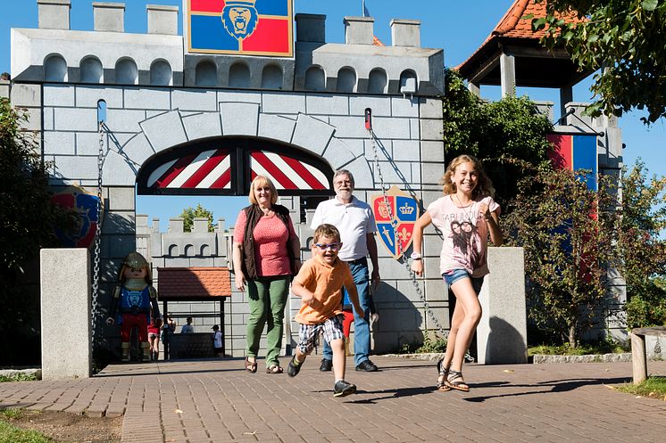 Mit Oma und Opa in den PLAYMOBIL-FunPark