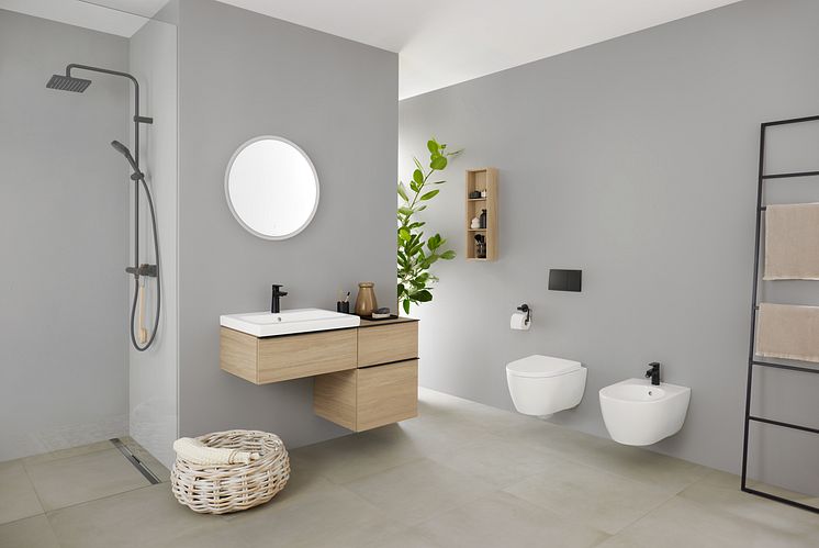 2023_iCon Bathroom with lay-on washbasin white matt, WC wall-hung white matt, Bidet wall-hung white matt, Option Mirror Round 60 light off_4_Original