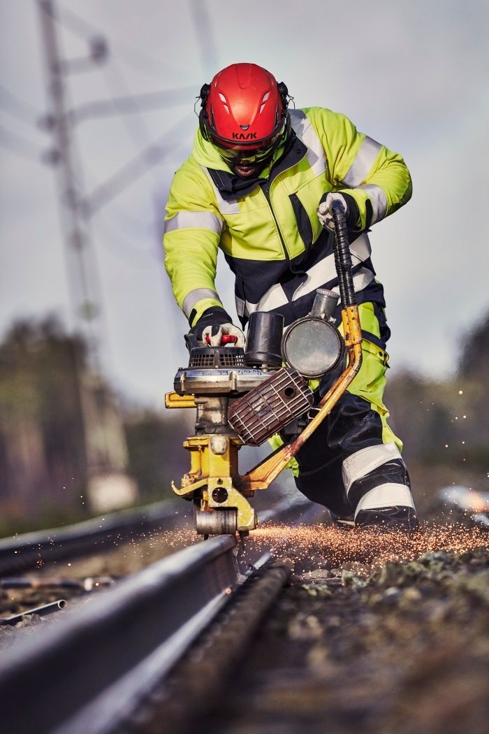 Flammehemmende verneklær Snickers Workwear ProtecWork. Bukse 6365 og jakke 1360.