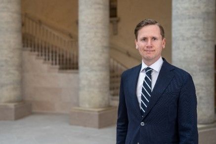 Roger Hedlund PM.jpg