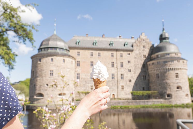 Is og Örebro slott. Foto: Visit Örebro