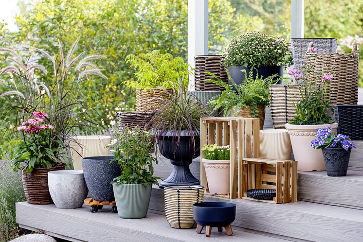 Rusta_2025_S2_flower_pots-1-I.jpg