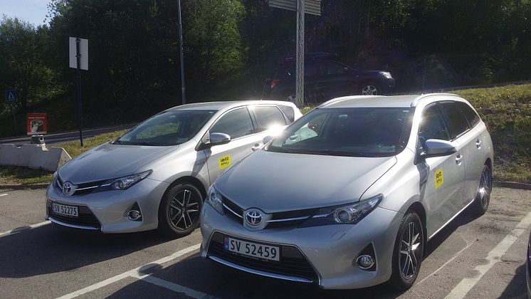 Hertz BilPool Toyota Auris Hybrid