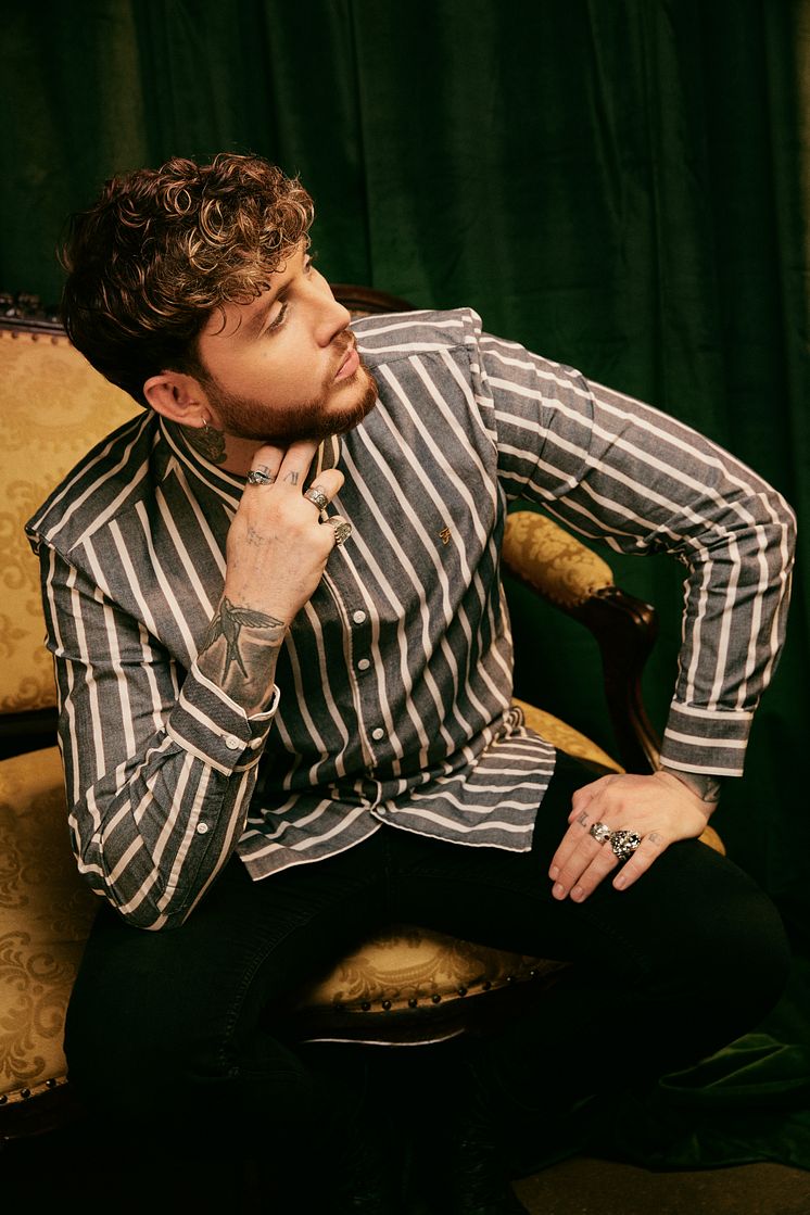 James  Arthur