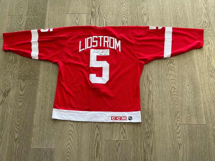 Lidströms matchtröja