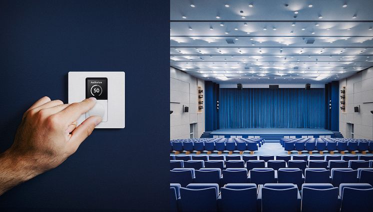 Blaze_Wall-S1_white_EU_Large_Auditorium_highres