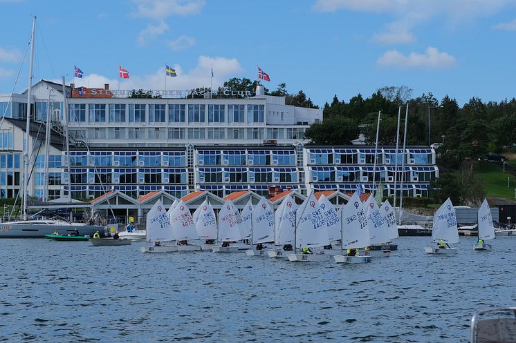 Jollar på Hakefjorden -Foto Anette-Ridderstad