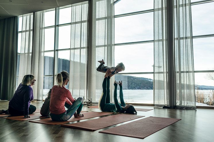 Familjeyoga på Holiday Club Åre