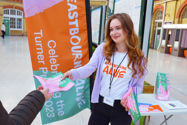 Phoebe Ociepka-Tearle is one of the volunteers working at Eastbourne station