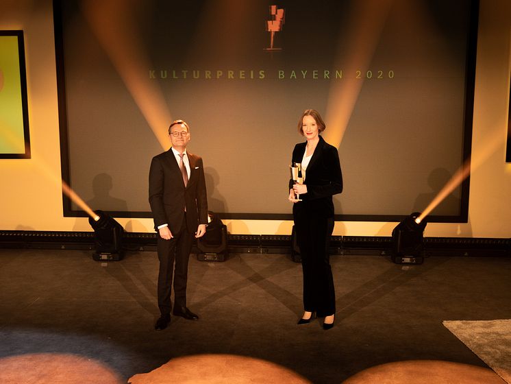 mallwitz-joana-statue-kulturpreis-bayern-2020-copyright-simon-leibl