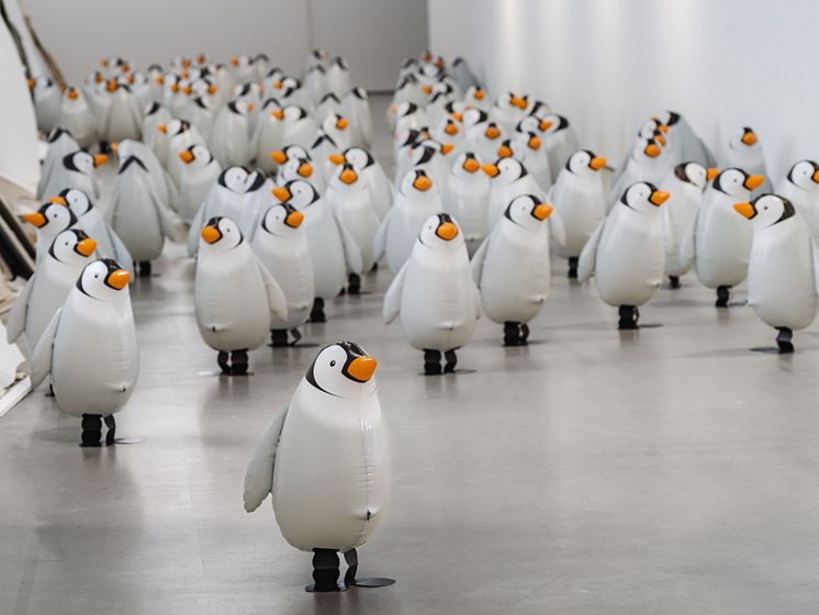 Installationsvy från utställningen Playa! på Bonniers Konsthall