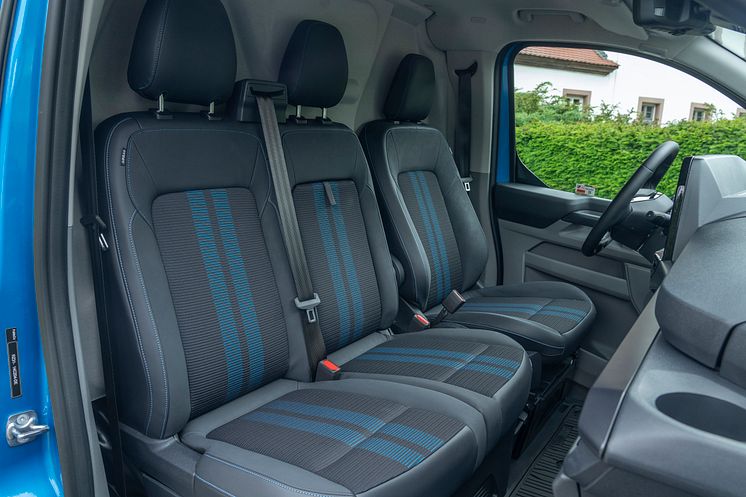 2025 Ford E-Transit Custom Sport (5).jpg