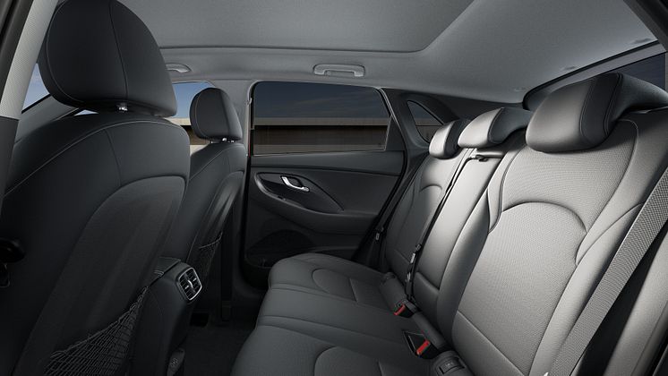 Hyundai i30 Hatchback interior